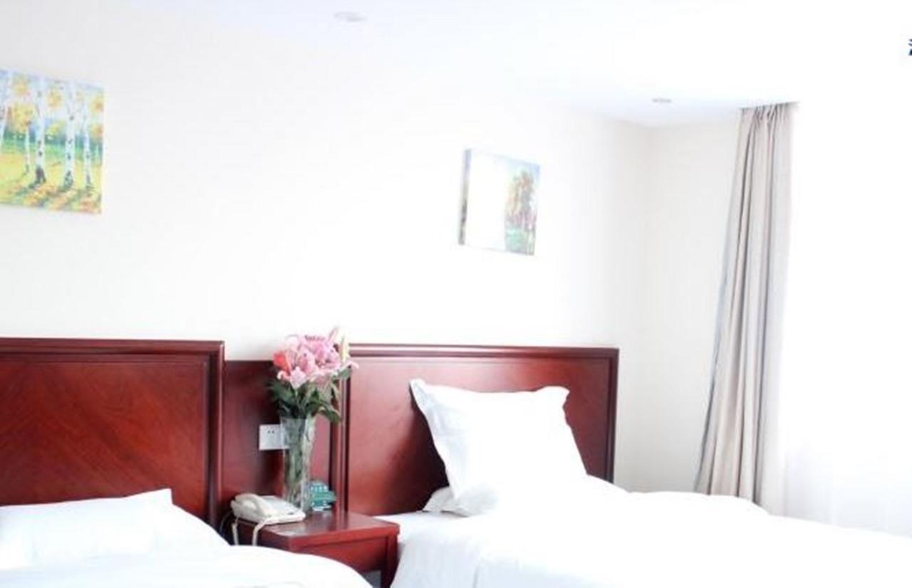 Greentree Inn Chongqing North Railway Station Express Hotel Exterior photo